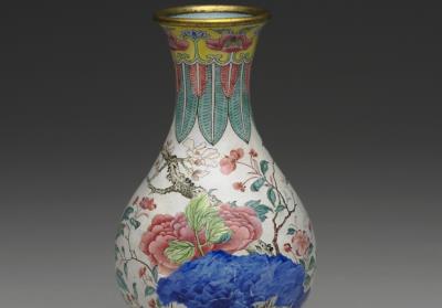 图片[3]-Painted enamel vase with floral decoration , Kangxi reign (1662-1722), Qing dynasty-China Archive